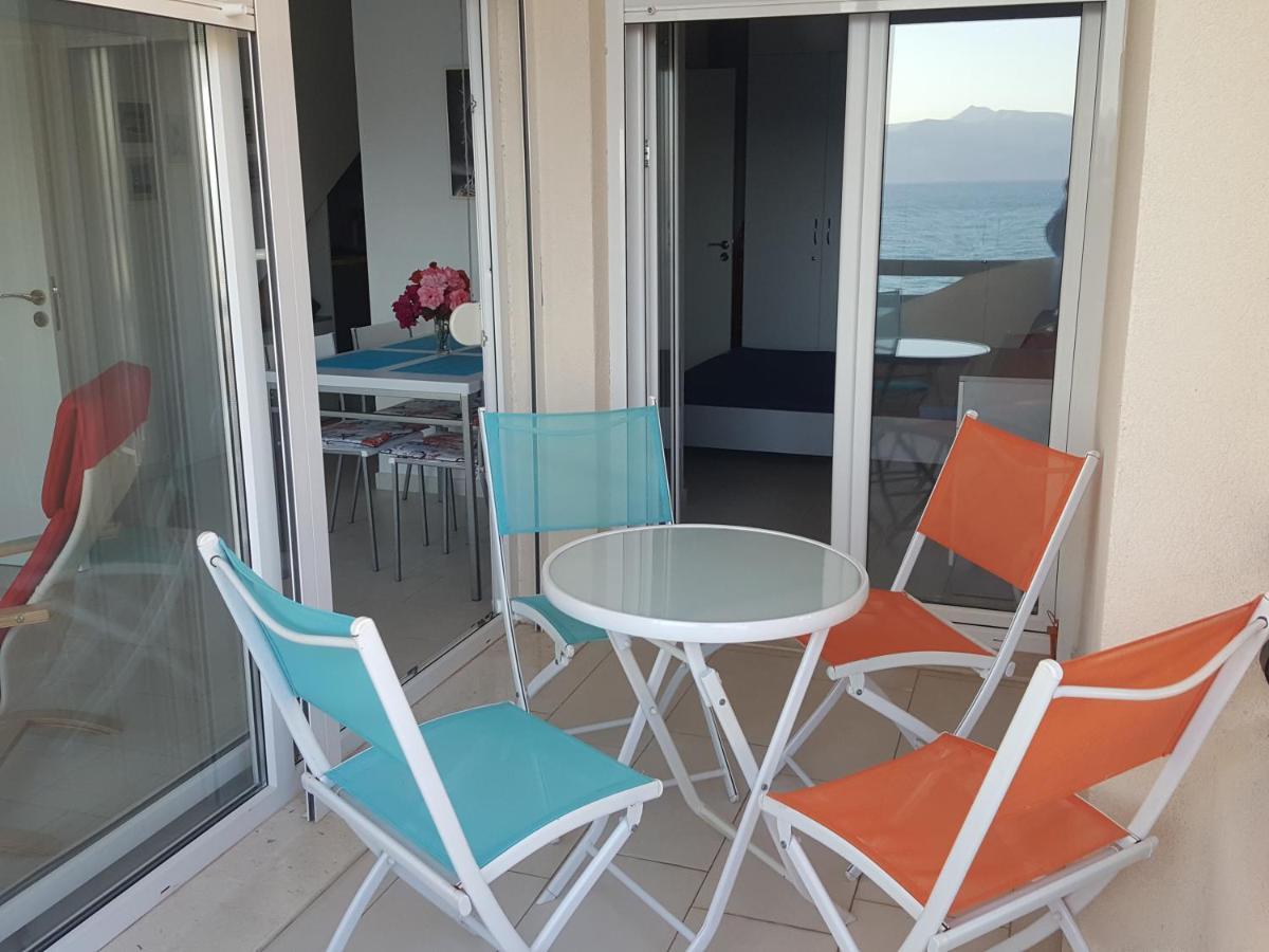 Apartment Bay, Bougainville Bay Resort Sarande Exterior photo