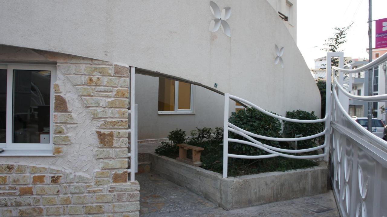 Apartment Bay, Bougainville Bay Resort Sarande Exterior photo